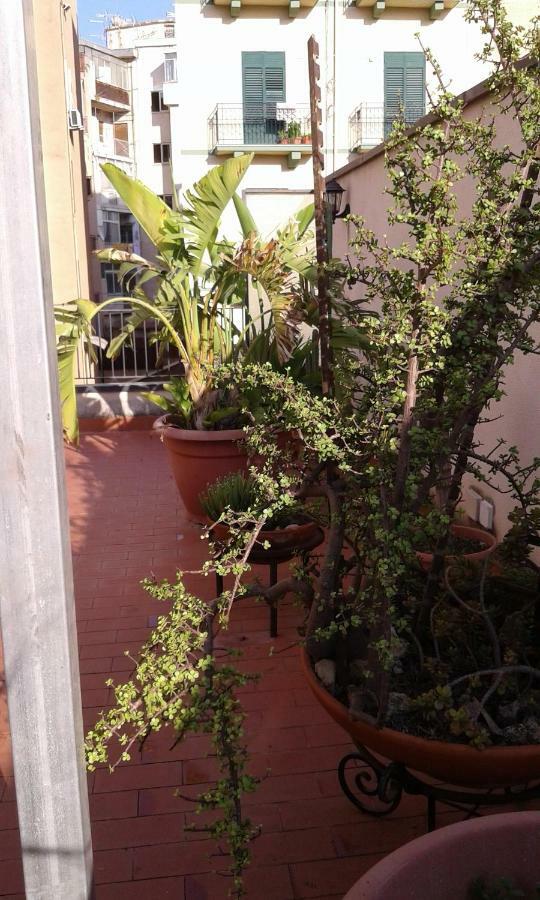 La Terrazza Nascosta Apartment Палермо Екстериор снимка